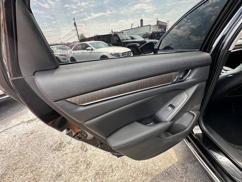 Used 2020 Honda Accord EX-L image 12