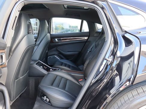 Used 2017 Porsche Panamera 4S w/ Sport Chrono Package image 49
