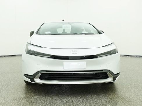 New 2026 Toyota Prius Plug-In Hybrid FWD image 11