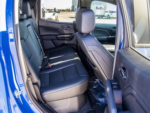 New 2026 GMC Canyon Elevation w/ Convenience Package image 17