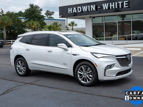 Used 2024 Buick Enclave Avenir w/ Avenir Technology Package FWD image 1