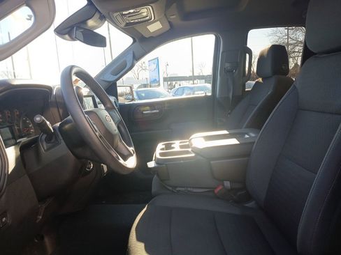 Used 2023 Chevrolet Silverado 1500 Custom image 17