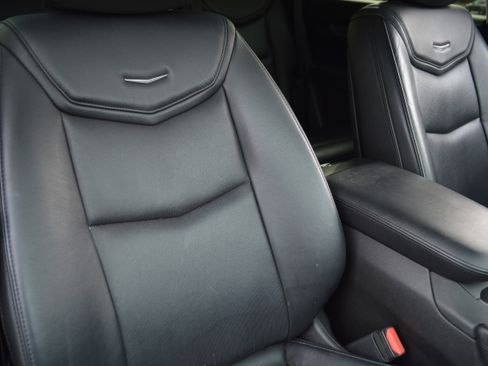 Used 2017 Cadillac XT5 Luxury w/ Driver Awareness Package image 39