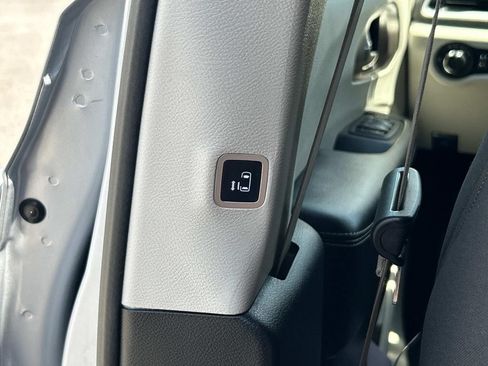Used 2023 Chrysler Voyager LX FWD image 24