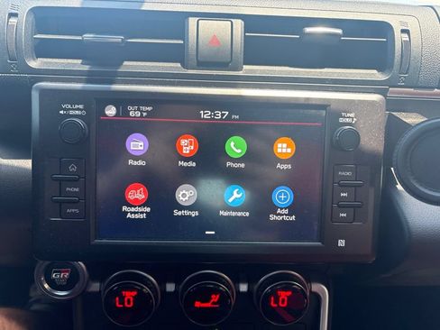 Used 2023 Toyota GR86 Premium w/ ALL Weather Mat Package (TMS) RWD image 18