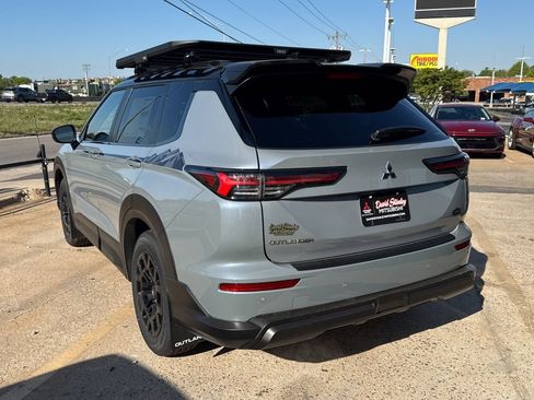New 2026 Mitsubishi Outlander AWD image 6