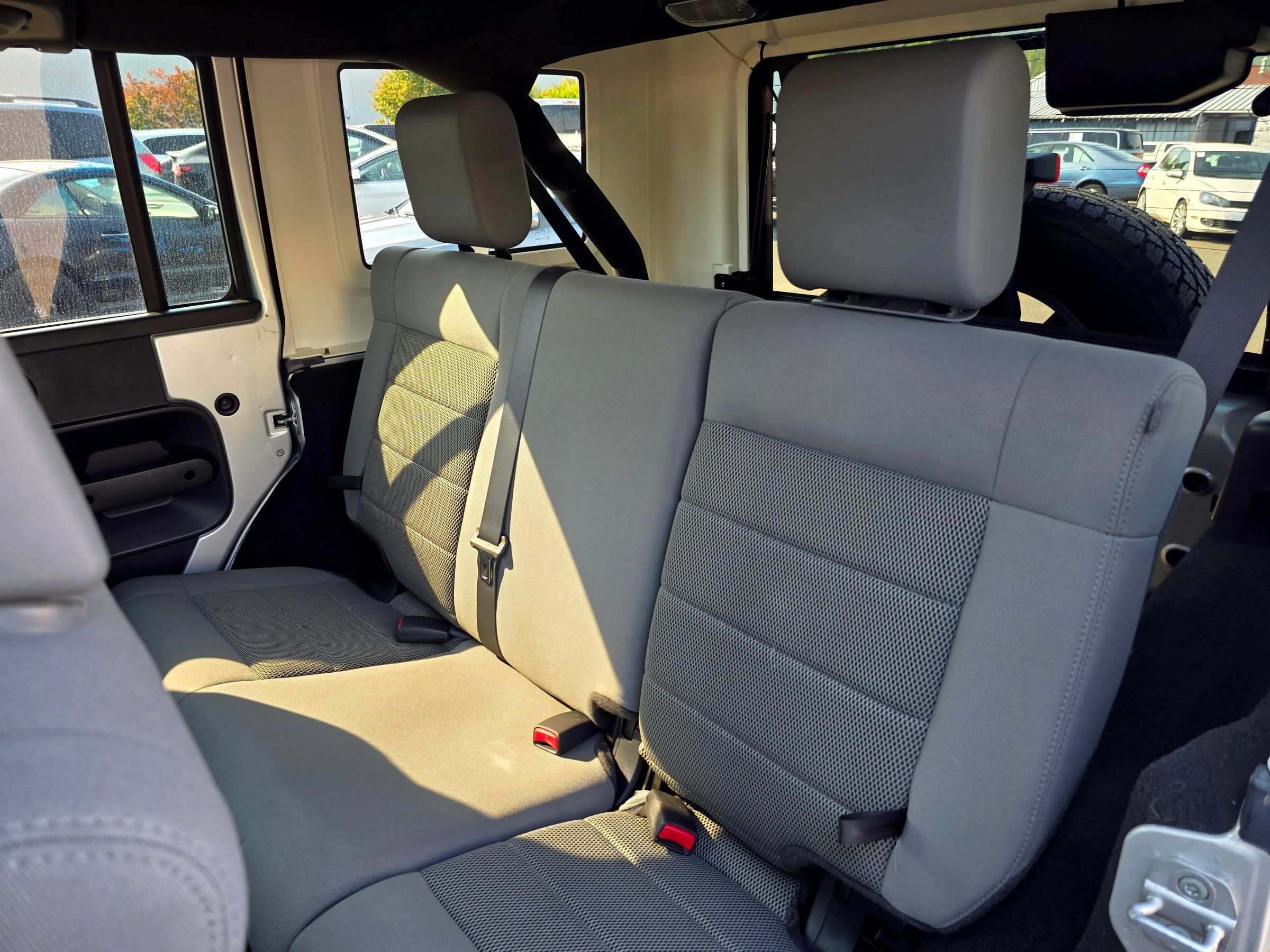 Used 2008 Jeep Wrangler Unlimited Sahara AWD/4WD image 44