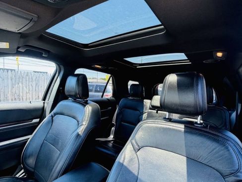 Used 2018 Ford Explorer Limited AWD/4WD image 13