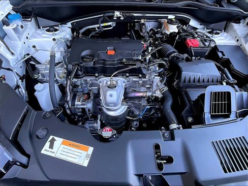 New 2026 Honda HR-V LX image 16