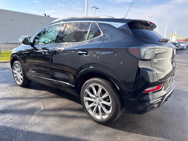 Used 2024 Buick Encore GX Avenir w/ Avenir Convenience Package AWD/4WD image 4