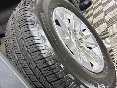 Used 2021 GMC Sierra 1500 SLE AWD/4WD image 30