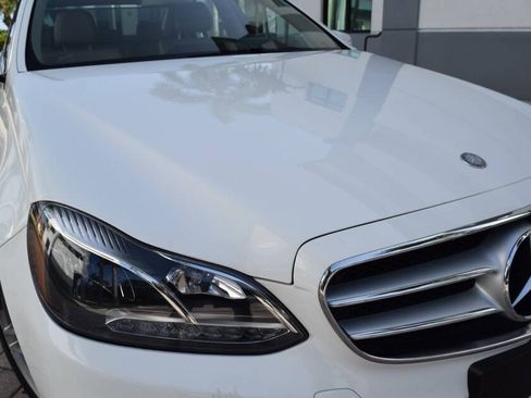 Used 2014 Mercedes-Benz E 350 4MATIC Sedan image 10