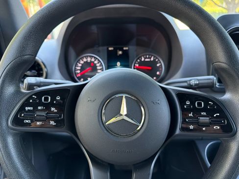 Used 2024 Mercedes-Benz Sprinter 2500 image 22