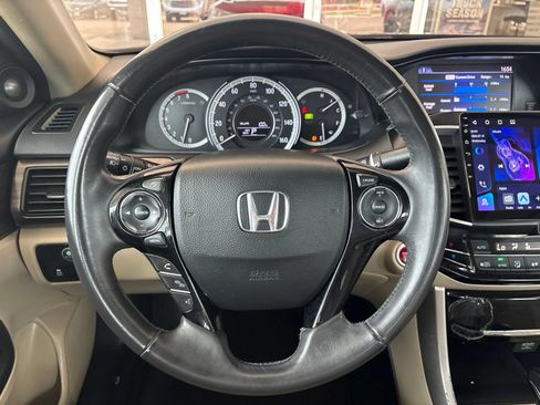 Used 2017 Honda Accord EX-L image 29