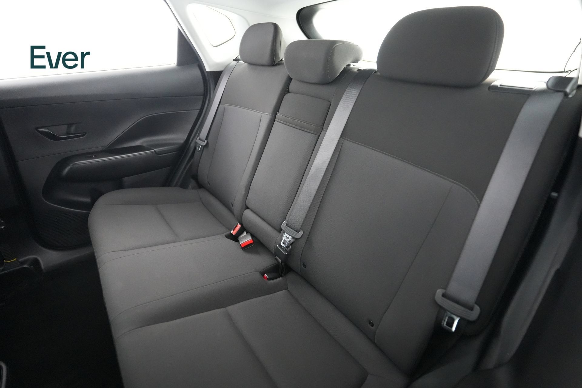Used 2024 Hyundai Kona SE FWD image 24