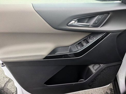 New 2026 Chevrolet Equinox LT w/ Convenience Package II image 12