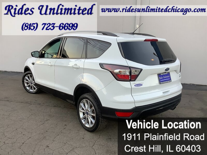 Used 2017 Ford Escape SE w/ SE Sport Appearance Package FWD image 7