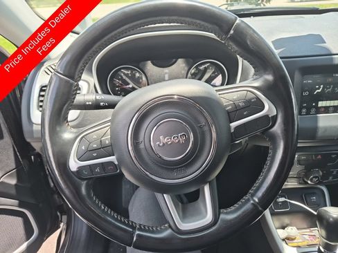 Used 2020 Jeep Compass Latitude w/ Popular Equipment Group FWD image 6