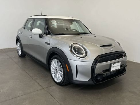 Certified 2024 MINI Cooper S FWD image 8