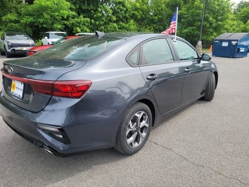 Certified 2021 Kia Forte LXS FWD image 5