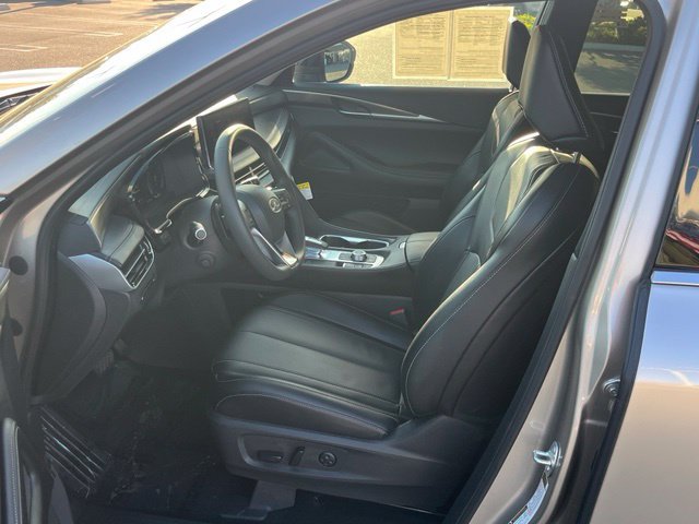 Used 2024 INFINITI QX60 Luxe w/ Cargo Package FWD image 9