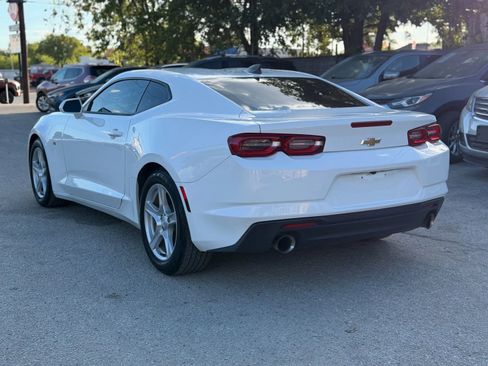 Used 2019 Chevrolet Camaro LT image 8
