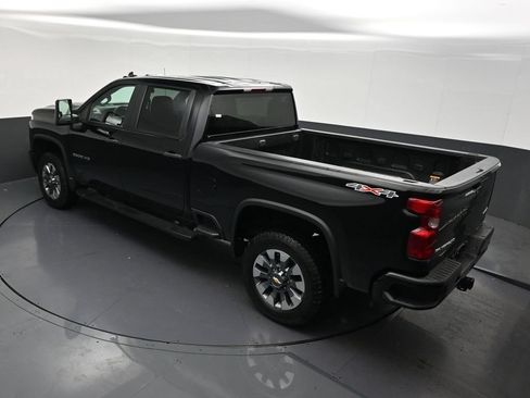 Used 2025 Chevrolet Silverado 2500 Custom w/ Custom Value Package AWD/4WD image 18