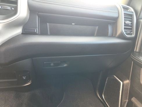 Used 2024 RAM 2500 Laramie image 22