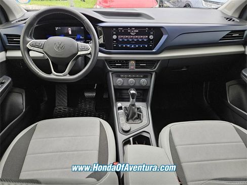 Used 2022 Volkswagen Taos SE image 8