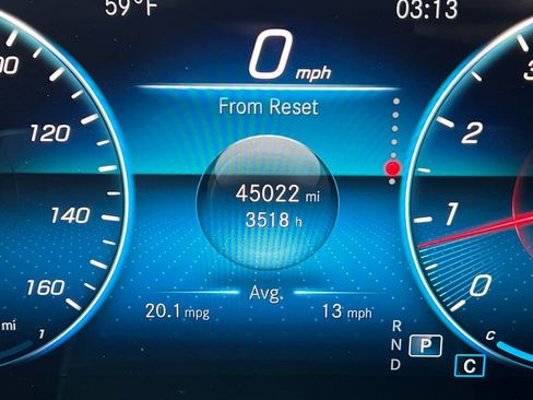 Used 2022 Mercedes-Benz GLE 350 4MATIC w/ Premium Package image 8
