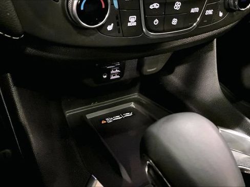 Certified 2023 Chevrolet Traverse Premier w/ Redline Edition AWD/4WD image 25