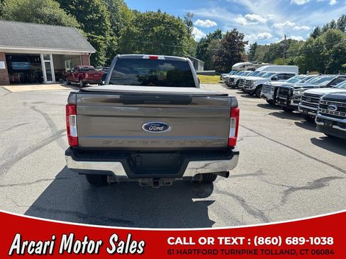 Used 2019 Ford F250 XLT w/ Snow Plow Prep Package image 4