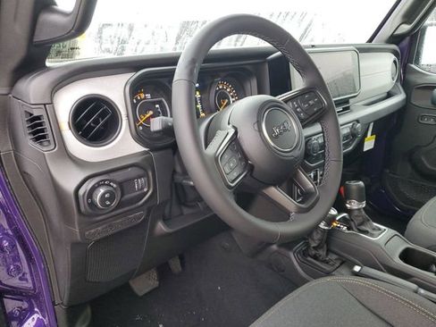 New 2026 Jeep Gladiator Sport image 9