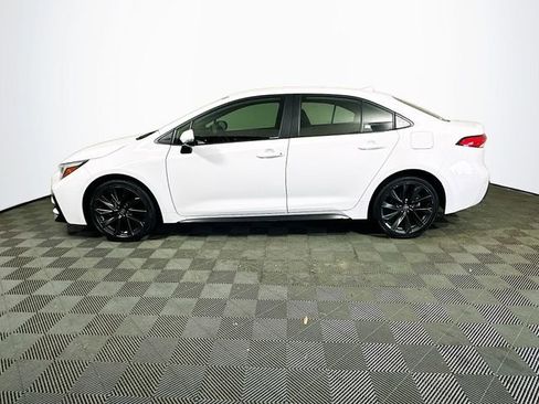 Certified 2024 Toyota Corolla SE FWD image 5
