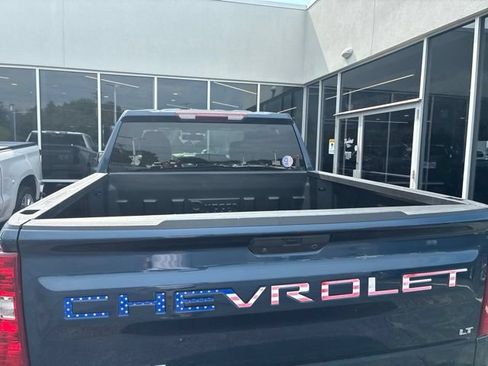 Used 2021 Chevrolet Silverado 1500 LT AWD/4WD image 8
