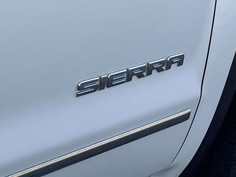Used 2018 GMC Sierra 1500 SLT image 10