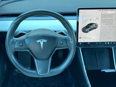 Used 2018 Tesla Model 3 image 14