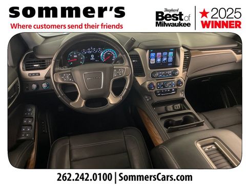 Used 2020 GMC Yukon Denali w/ Denali Premium Package AWD/4WD image 12