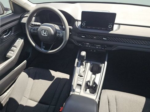 Used 2023 Honda Accord EX image 27