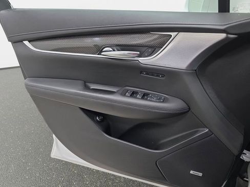 Used 2020 Cadillac XT6 Sport AWD/4WD image 25