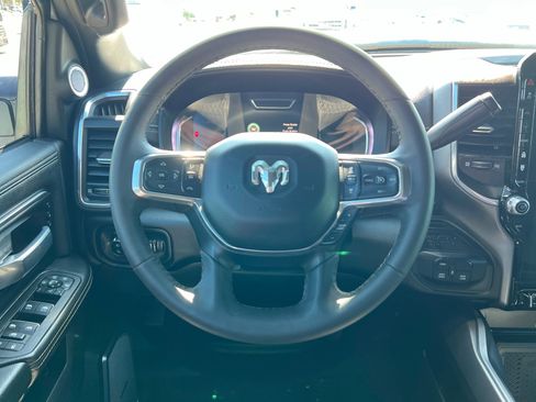 Used 2025 RAM 3500 Laramie AWD/4WD image 12