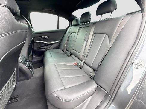 Used 2021 BMW 330i Sedan w/ Convenience Package RWD image 20