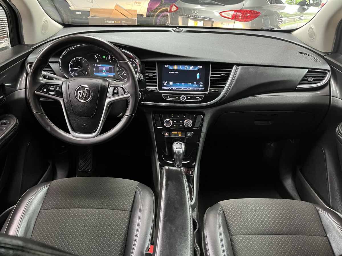 Used 2019 Buick Encore Preferred AWD/4WD image 9