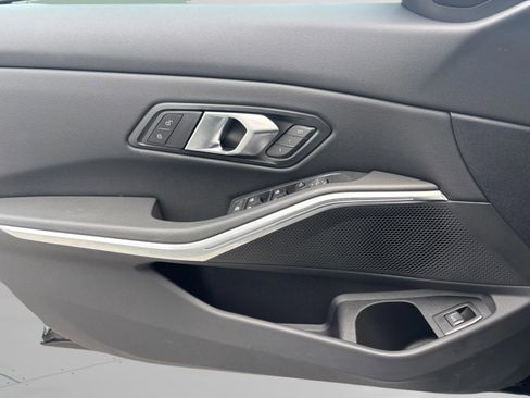 Used 2025 BMW 330i xDrive Sedan image 18