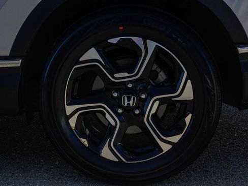 Used 2018 Honda CR-V Touring image 11