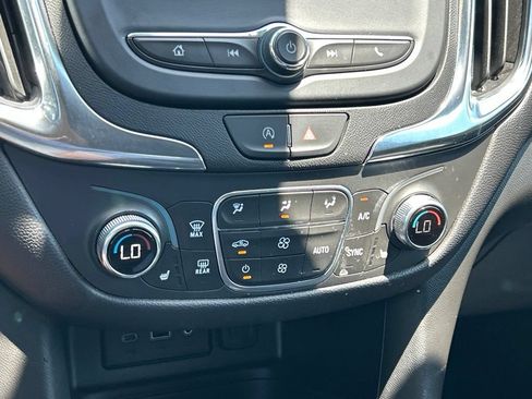 Used 2024 Chevrolet Equinox LT AWD/4WD image 34
