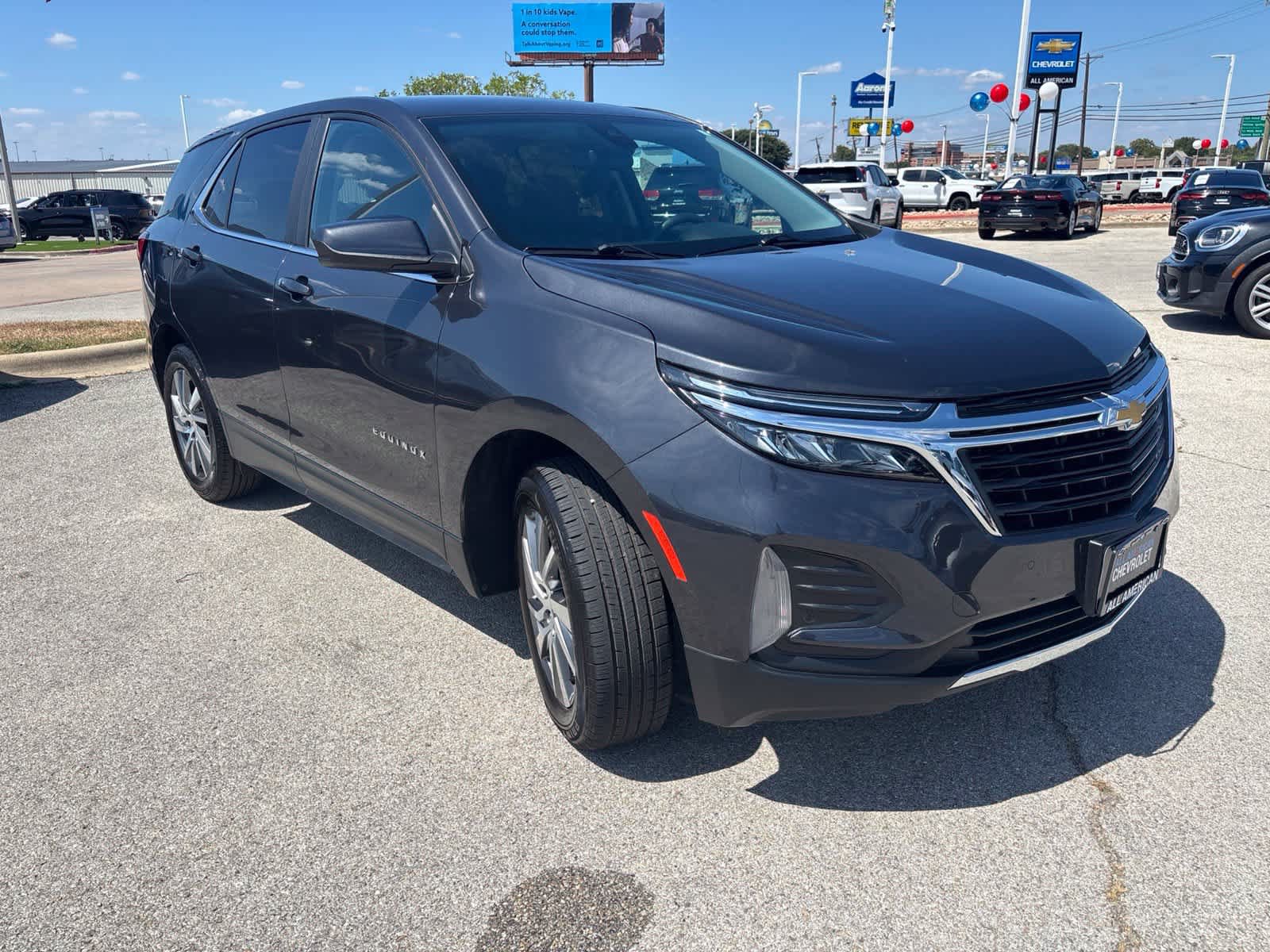 Used 2023 Chevrolet Equinox LT AWD/4WD image 2