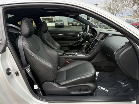 Used 2019 INFINITI Q60 Red Sport 400 w/ Proactive Package image 34