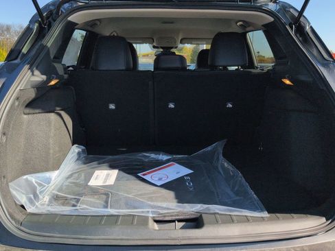 New 2026 Nissan Kicks SR w/ Cold Weather Package AWD/4WD image 17
