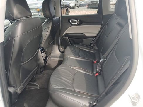 Certified 2022 Jeep Compass Limited w/ Elite Group image 12